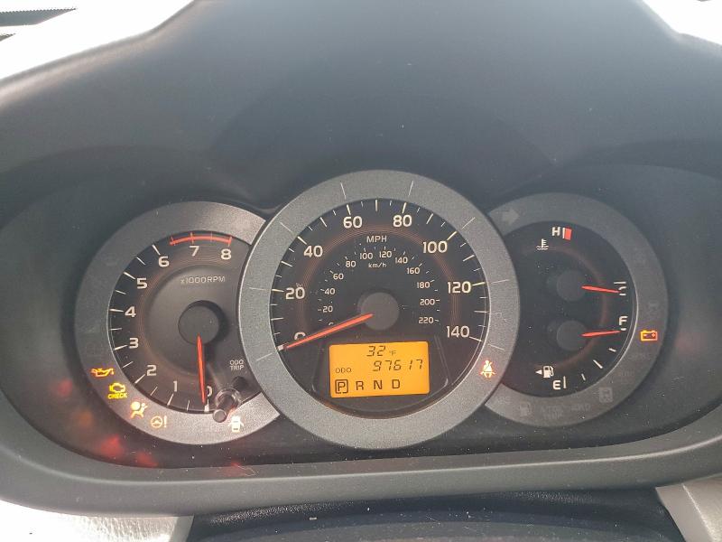 Photo 9 from auction – 2010 TOYOTA RAV4 with VIN JTMZF4DV4AD023701