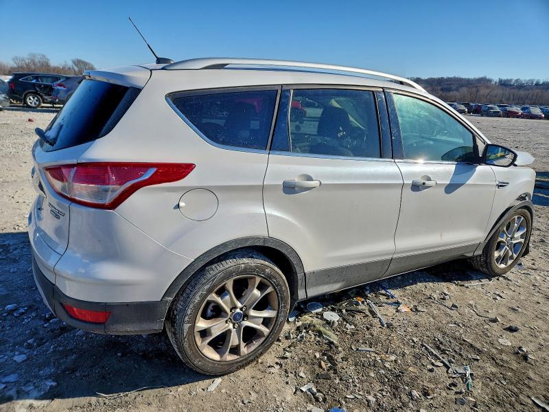 Photo 3 from auction – 2015 FORD ESCAPE with VIN 1FMCU9J91FUC40884