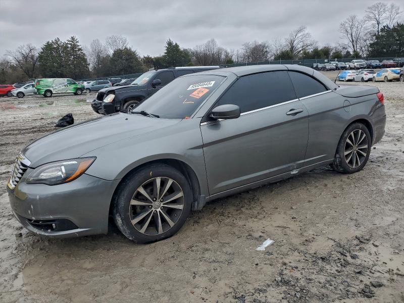 CHRYSLER 200 S 2012 with VIN 1C3BCBGG0CN284806 - Photo from auction