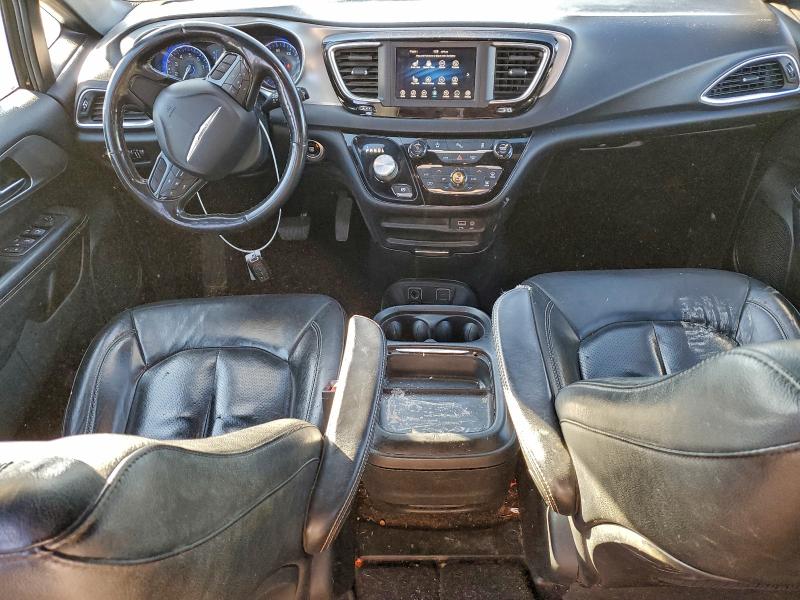 Photo 8 from auction – 2019 CHRYSLER PACIFICA T with VIN 2C4RC1BG4KR567027