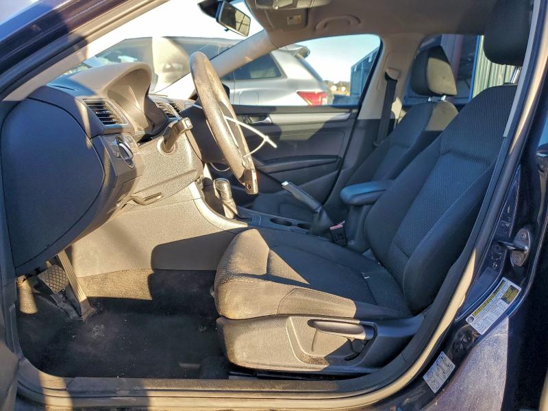 Photo 7 from auction – 2013 VOLKSWAGEN PASSAT S with VIN 1VWAP7A39DC050558