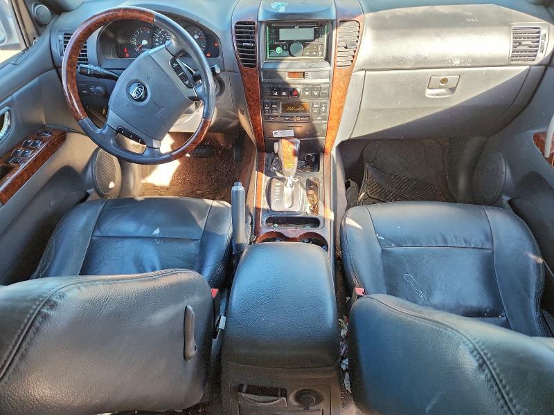 Photo 8 from auction – 2003 KIA SORENTO with VIN KNDJD733035155534