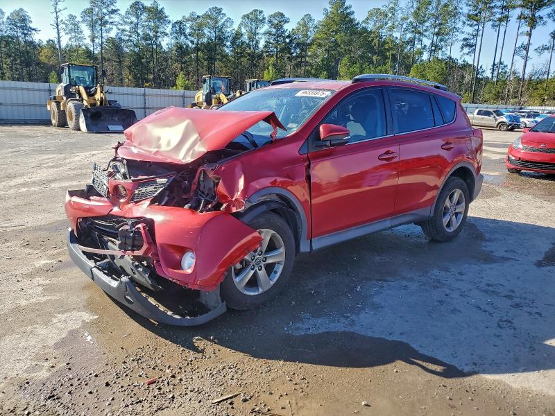 TOYOTA RAV4 XLE 2015 with VIN 2T3WFREV6FW234567 - Photo from auction