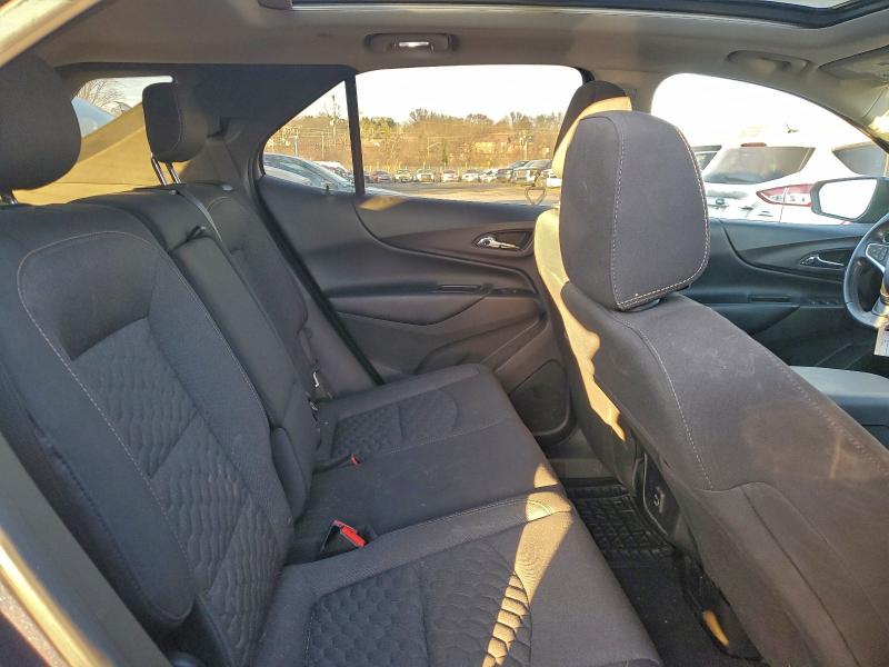 Photo 11 from auction – 2019 CHEVROLET EQUINOX with VIN 3GNAXVEX2KL282755