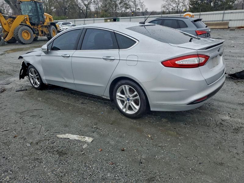 Photo 2 from auction – 2015 FORD FUSION TIT with VIN 3FA6P0RU8FR283127