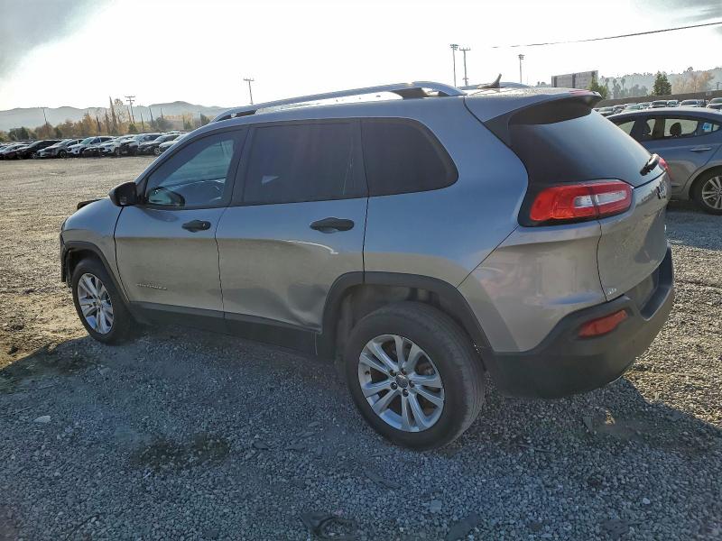 Photo 2 from auction – 2015 JEEP CHEROKEE S with VIN 1C4PJLAB5FW689407