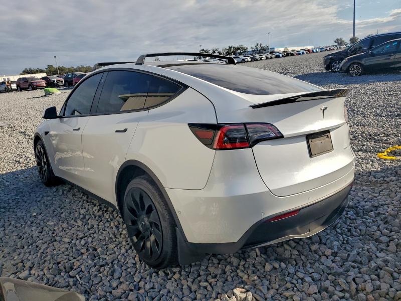 Photo 2 from auction – 2021 TESLA MODEL Y with VIN 5YJYGAEE7MF185986