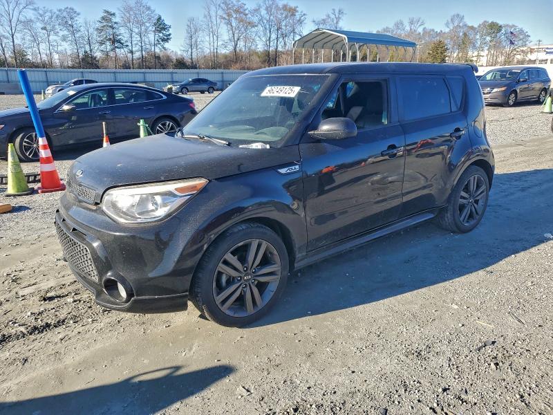 KIA SOUL + 2016 with VIN KNDJP3A56G7364775 - Photo from auction