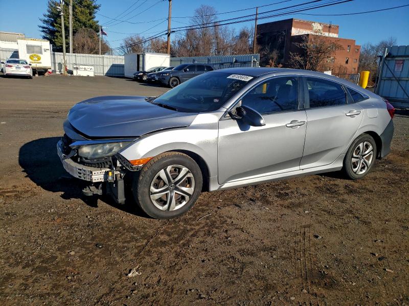 HONDA CIVIC 2016 with VIN 2HGFC2F53GH557797 - Photo from auction