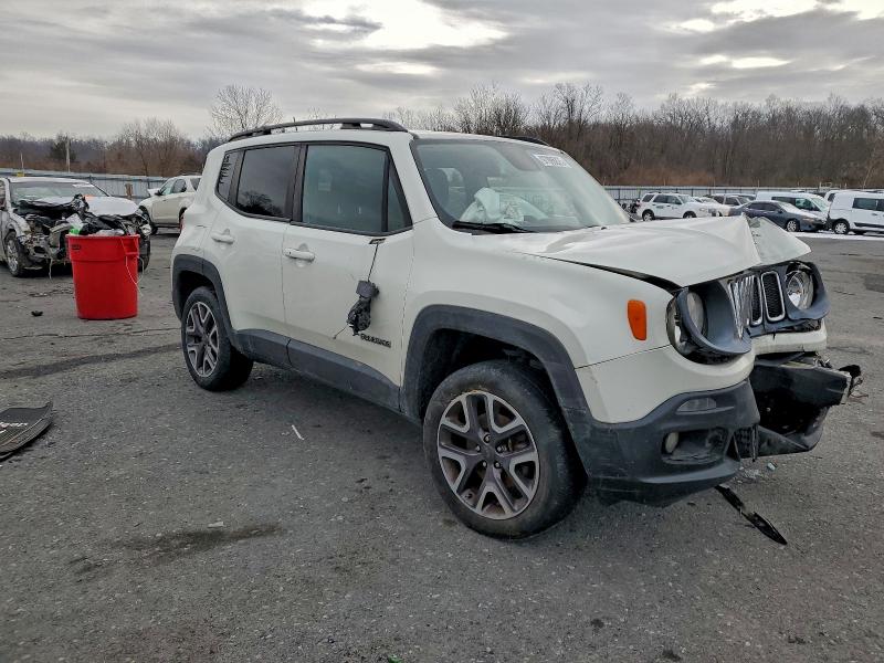 Photo 4 from auction – 2016 JEEP RENEGADE L with VIN ZACCJBBT1GPC43818