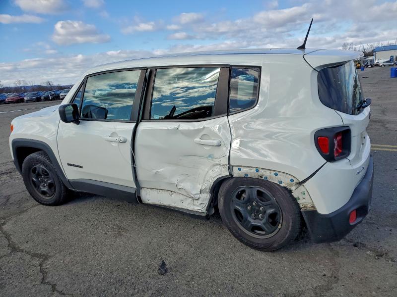Photo 2 from auction – 2017 JEEP RENEGADE with VIN ZACCJBAB4HPG05649