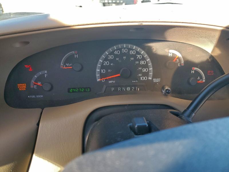 Photo 9 from auction – 2003 FORD F150 with VIN 2FTRX17W63CA94448