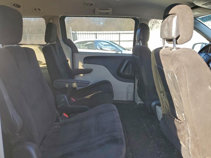 Photo 11 from auction – 2016 DODGE GRAND CARA with VIN 2C4RDGCGXGR384611
