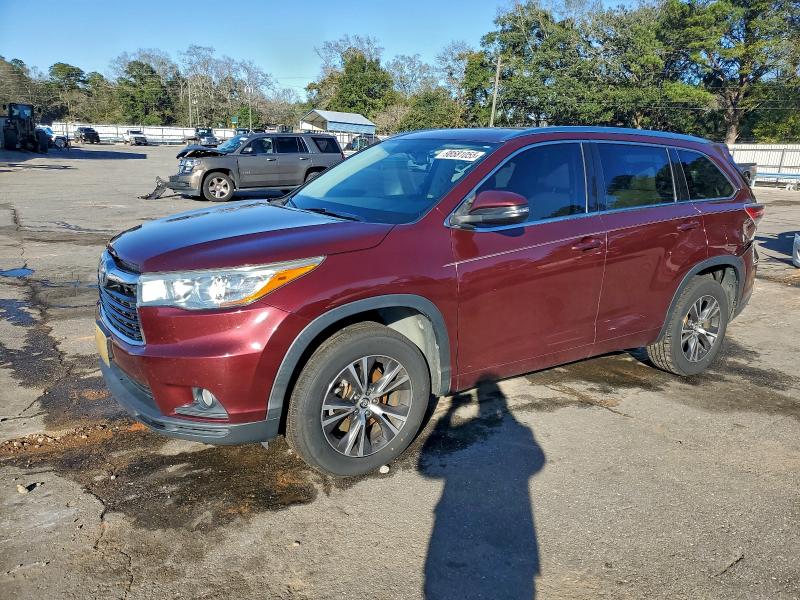 Фото 1 с аукциона – 2016 TOYOTA HIGHLANDER с VIN 5TDKKRFH4GS145358