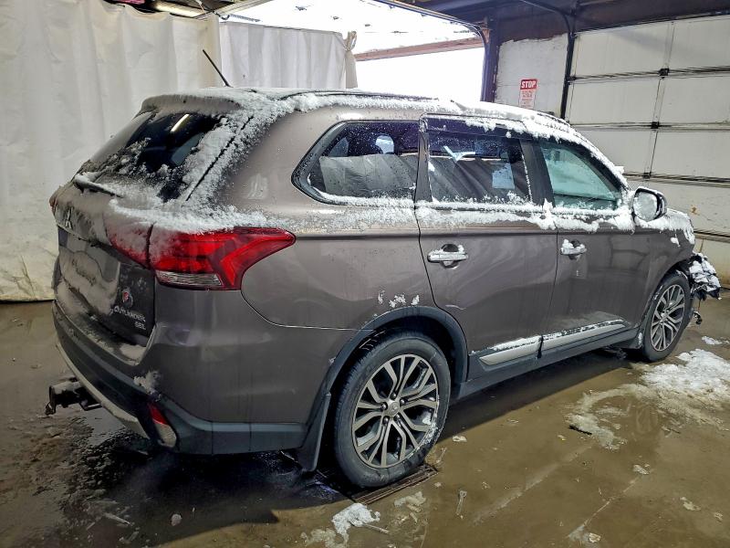 Photo 3 from auction – 2016 MITSUBISHI OUTLANDER with VIN JA4AZ3A31GZ044349