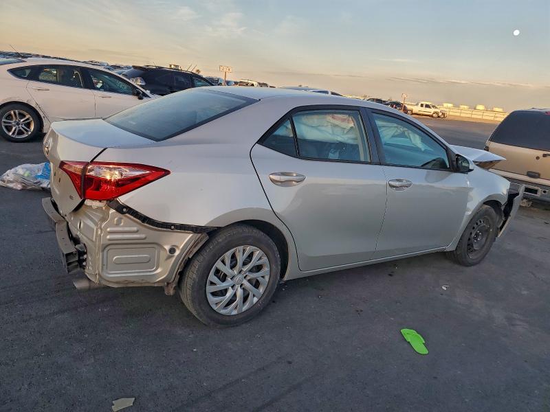 Photo 3 from auction – 2019 TOYOTA COROLLA L with VIN 5YFBURHE2KP879933