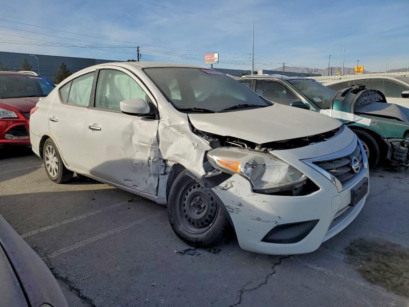 Photo 4 from auction – 2017 NISSAN VERSA S with VIN 3N1CN7AP5HL814519
