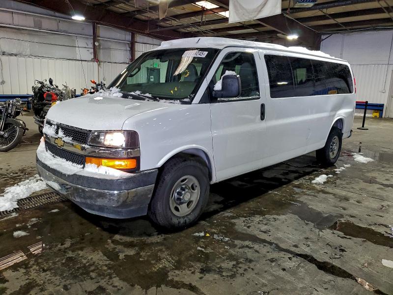 CHEVROLET EXPRESS G3 2017 with VIN 1GAZGPFG0H1227879 - Photo from auction