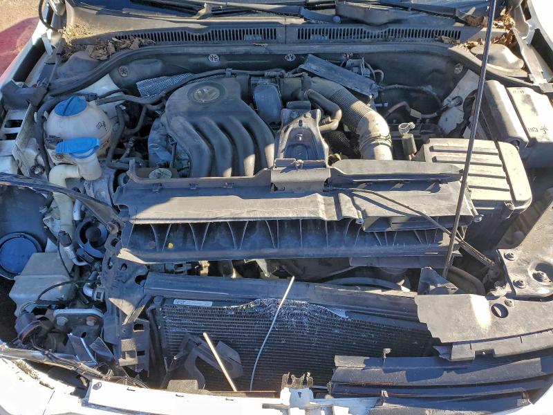 Photo 11 from auction – 2014 VOLKSWAGEN JETTA BASE with VIN 3VW2K7AJ2EM228649