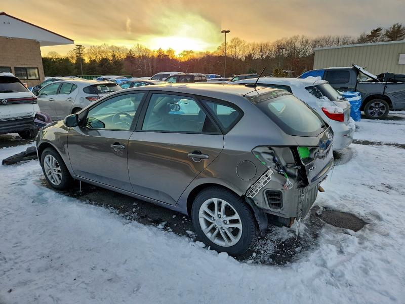 Photo 2 from auction – 2011 KIA FORTE EX with VIN KNAFU5A20B5386983