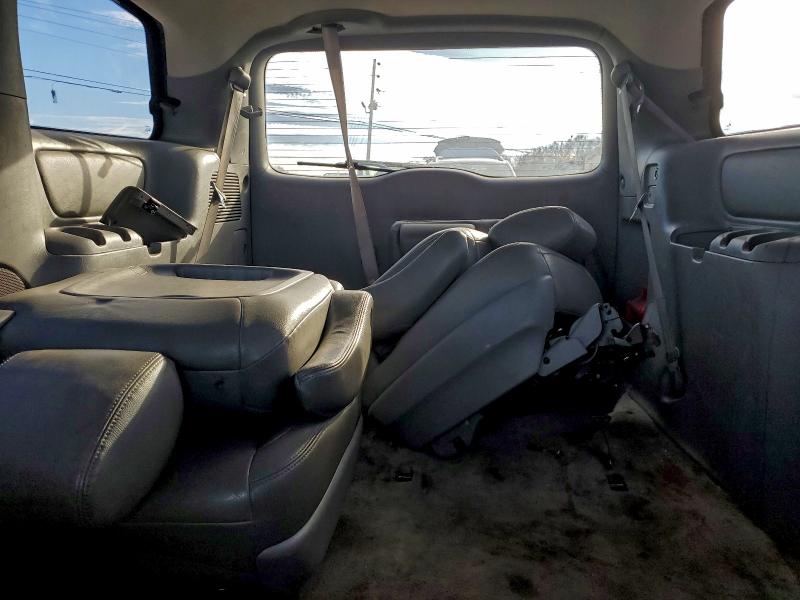 Photo 10 from auction – 2010 TOYOTA SIENNA CE with VIN 5TDKK4CC4AS310277