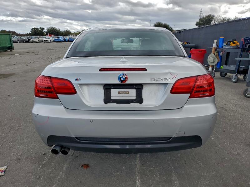 Photo 6 from auction – 2012 BMW 328 I with VIN WBADW3C59CE822812