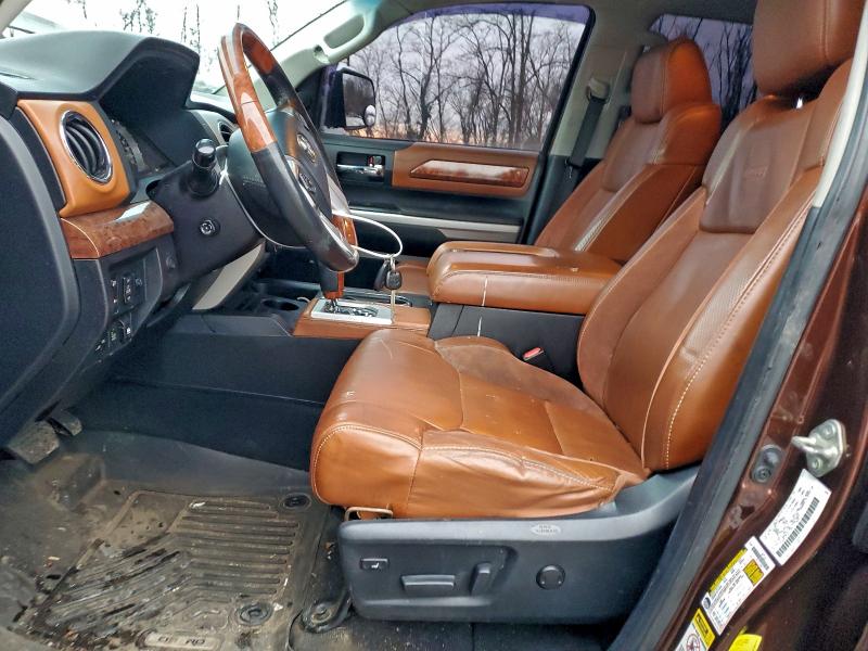 Photo 7 from auction – 2015 TOYOTA TUNDRA CRE with VIN 5TFAW5F13FX431335