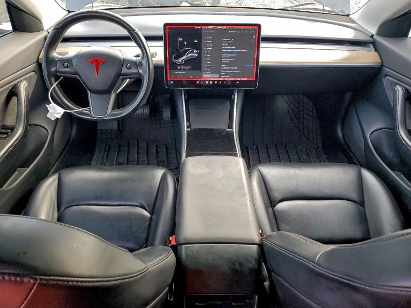Photo 8 from auction – 2018 TESLA MODEL 3 with VIN 5YJ3E1EA9JF050890