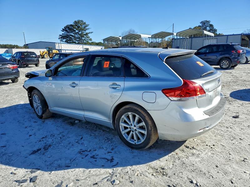 Photo 2 from auction – 2010 TOYOTA VENZA with VIN 4T3ZA3BB2AU024009