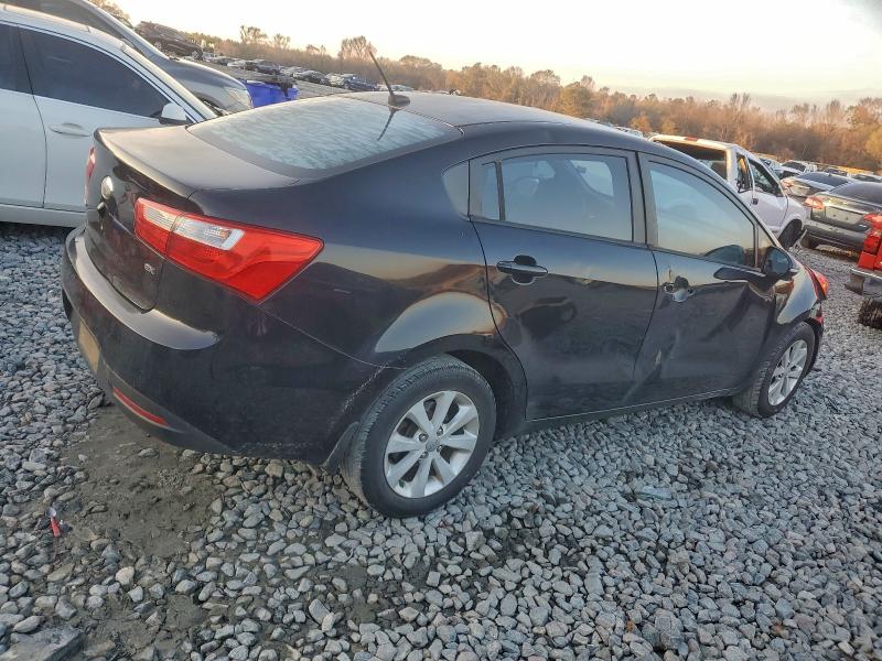 Photo 3 from auction – 2013 KIA RIO EX with VIN KNADN4A38D6223227