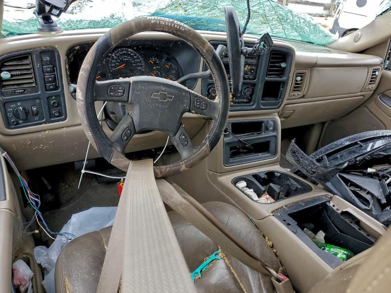 Photo 8 from auction – 2004 CHEVROLET SILVERADO with VIN 1GCHK232X4F179527