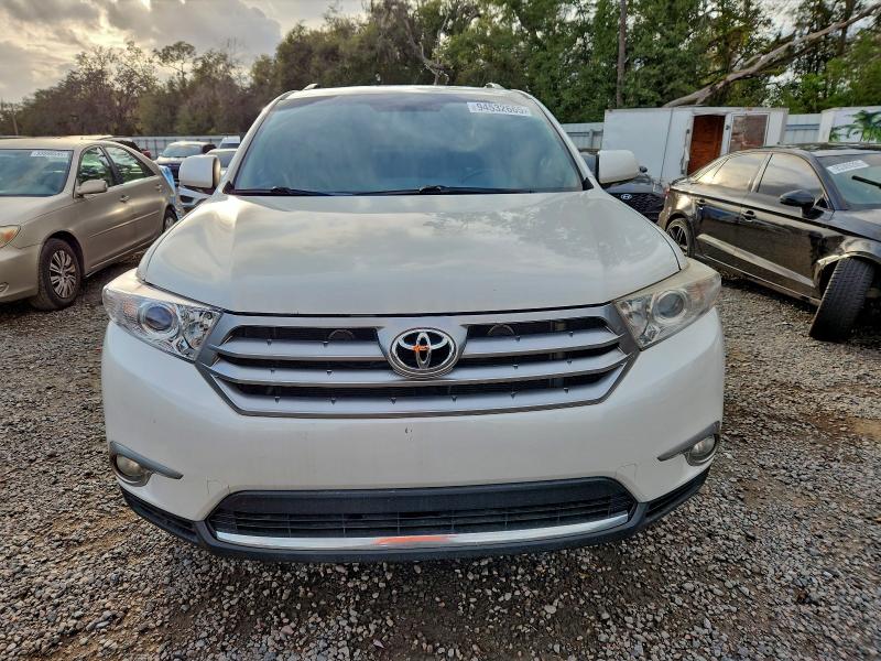 Photo 5 from auction – 2013 TOYOTA HIGHLANDER with VIN 5TDDK3EH7DS272494