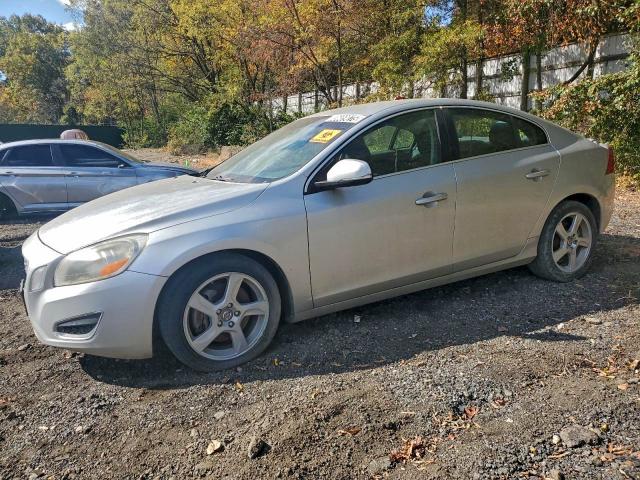 VOLVO S60 T5 2012 with VIN YV1622FS0C2052031 - Photo from auction