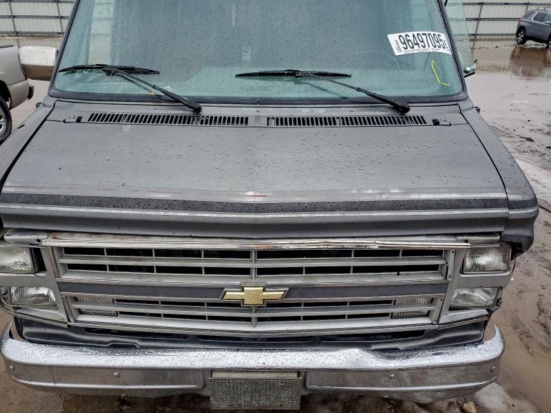 Photo 11 from auction – 1990 CHEVROLET G20 with VIN 2GBEG25K6L4128939