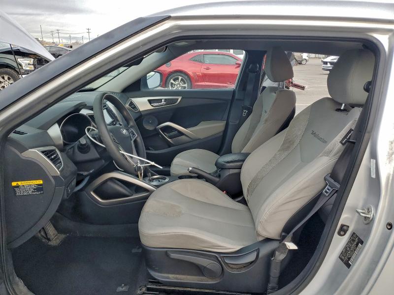 Photo 7 from auction – 2012 HYUNDAI VELOSTER with VIN KMHTC6AD1CU049709