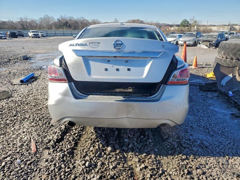 Photo 6 from auction – 2015 NISSAN ALTIMA 2.5 with VIN 1N4AL3AP5FN894586