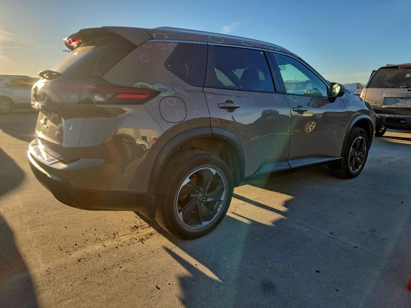 Photo 3 from auction – 2024 NISSAN ROGUE with VIN 5N1BT3BA7RC711175