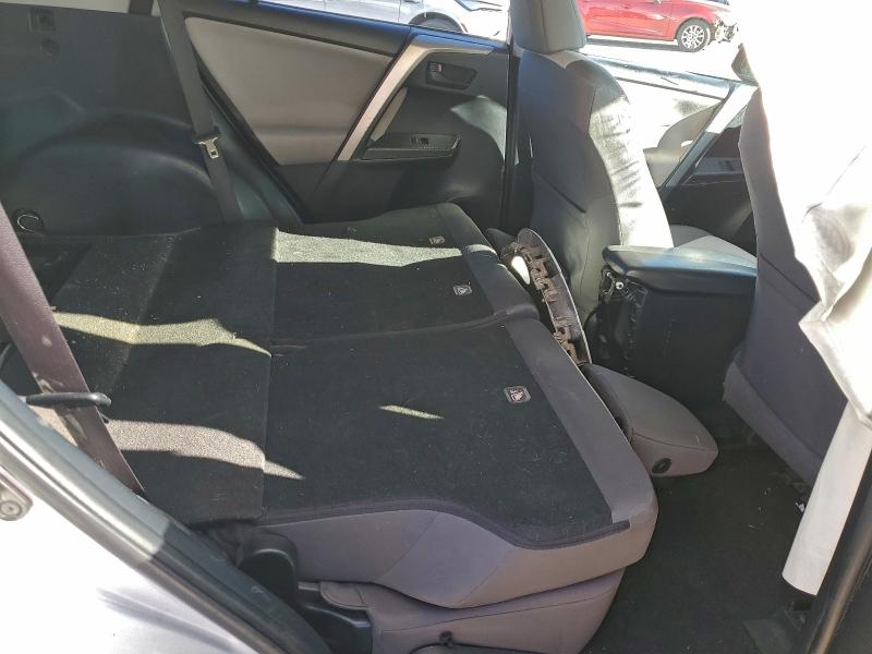 Photo 10 from auction – 2014 TOYOTA RAV4 LE with VIN JTMZFREV2EJ015258