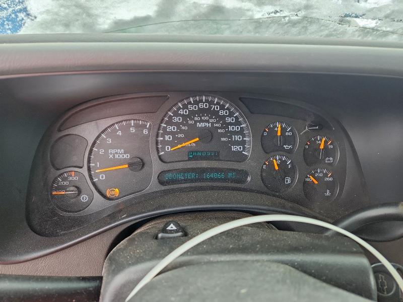 Photo 9 from auction – 2004 CHEVROLET SILVERADO with VIN 1GCGC23U74F138931
