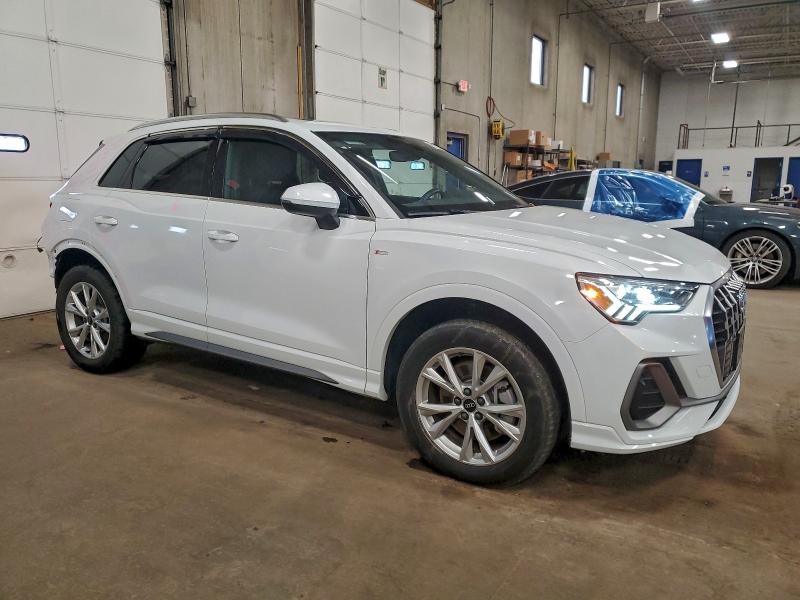 Photo 4 from auction – 2023 AUDI Q3 PREMIUM with VIN WA1DECF3XP1129254