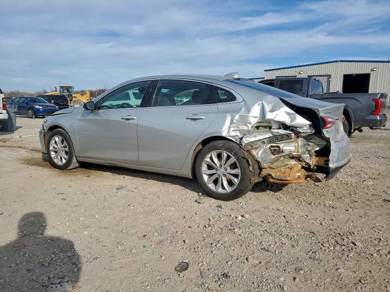 Photo 2 from auction – 2020 CHEVROLET MALIBU LT with VIN 1G1ZD5ST4LF045341