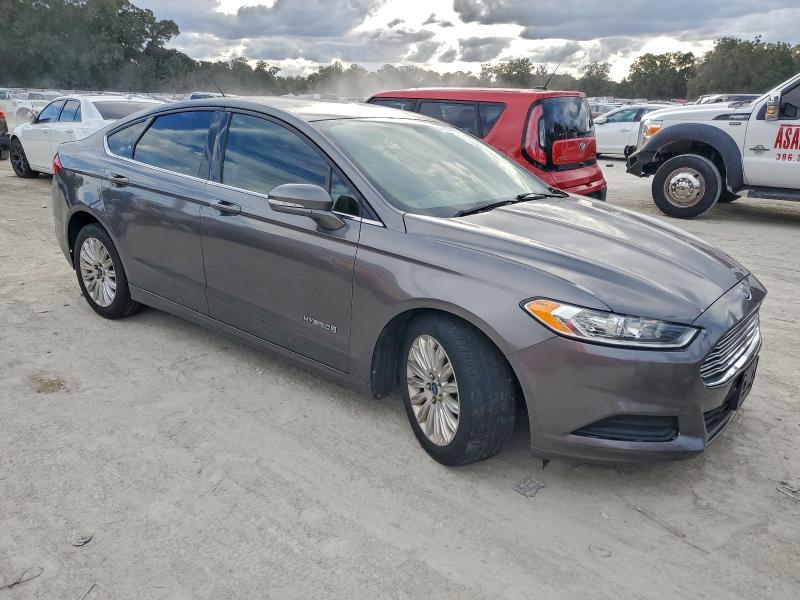 Photo 4 from auction – 2014 FORD FUSION SE with VIN 3FA6P0LU8ER129671