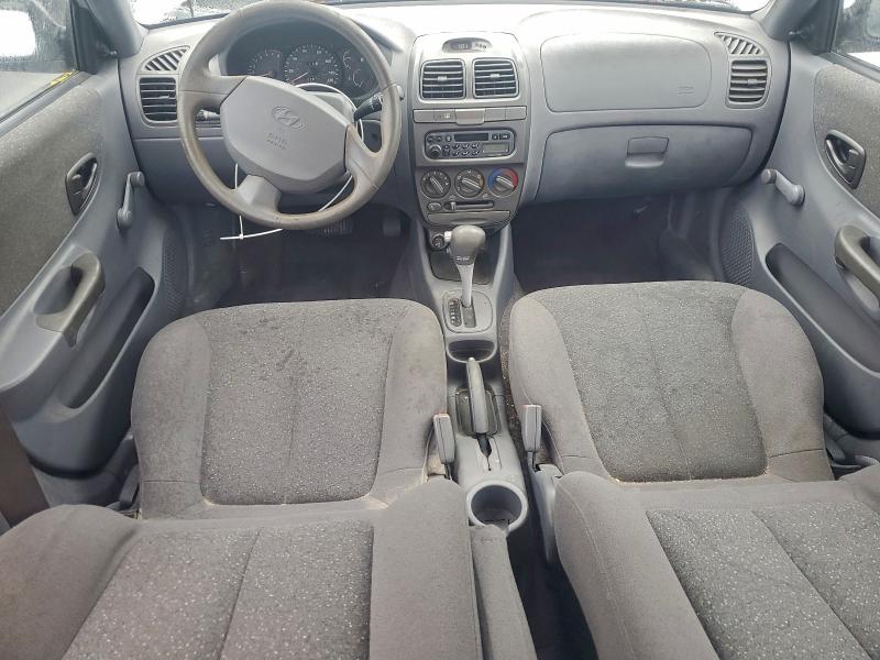 Photo 8 from auction – 2001 HYUNDAI ACCENT GL with VIN KMHCG45C41U196338