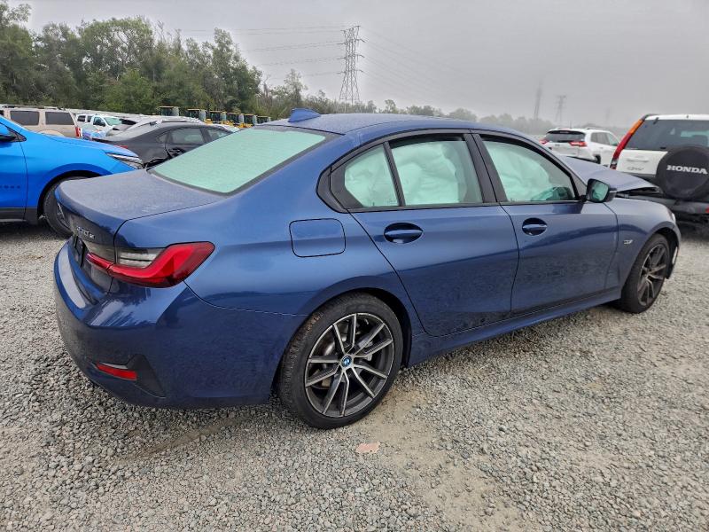 Photo 3 from auction – 2022 BMW 330XE with VIN 3MW5P9J06N8C24887
