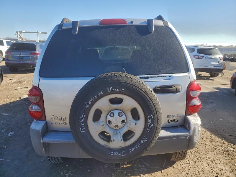 Photo 6 from auction – 2005 JEEP LIBERTY SP with VIN 1J4GL48K85W536647