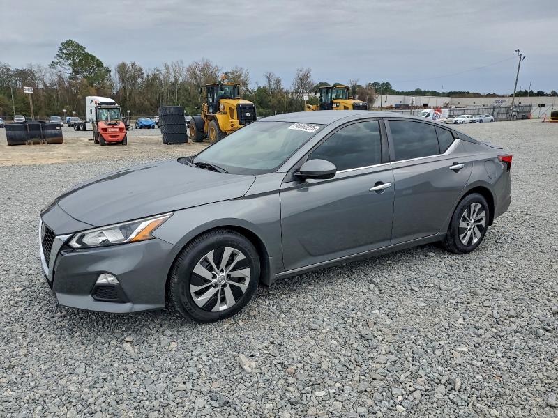 NISSAN ALTIMA 2019 with VIN 1N4BL4BVXKC118483 - Photo from auction