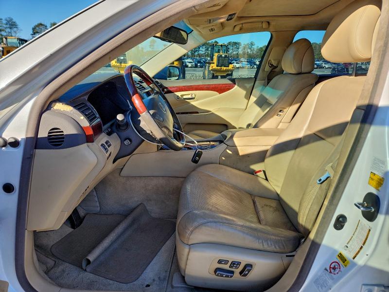 Photo 7 from auction – 2008 LEXUS LS 460L with VIN JTHGL46F885025721