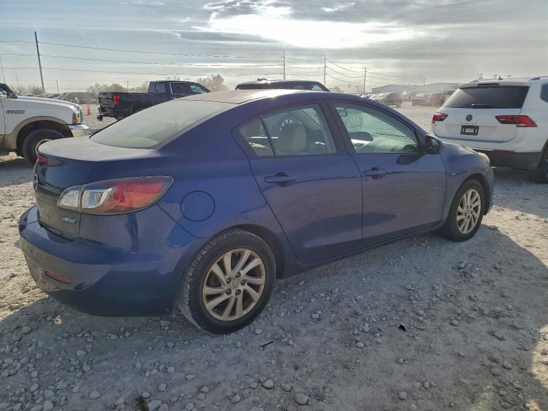 صورة رقم 3 من المزاد - 2012 MAZDA 3 I مع VIN JM1BL1V70C1560028