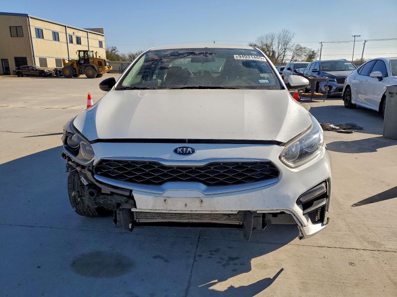 Photo 5 from auction – 2021 KIA FORTE FE with VIN 3KPF24AD4ME327849