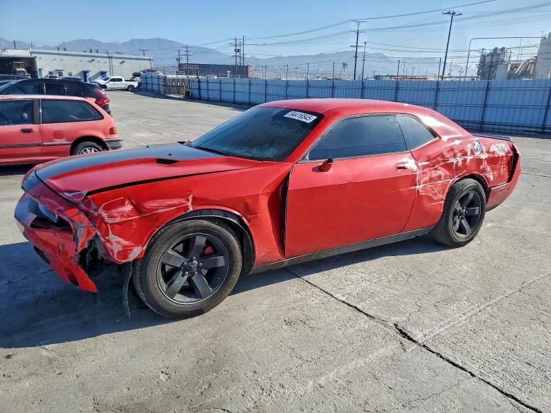 DODGE CHALLENGER 2010 with VIN 2B3CJ4DV7AH171219 - Photo from auction